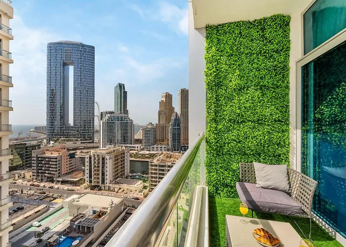 Stunning Newly Furnished Elegant Lux Apartment