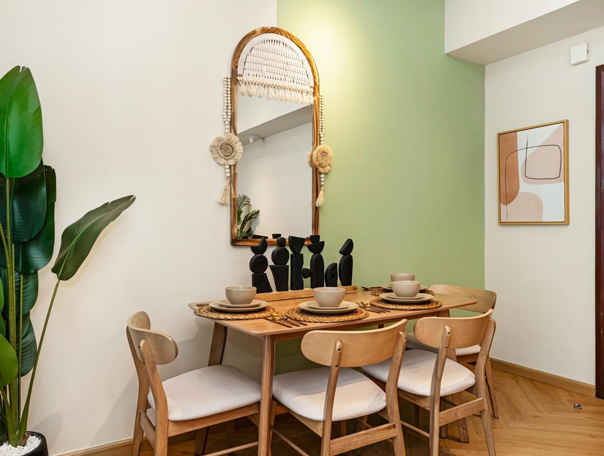 Stunning Newly Furnished Elegant Lux Dubai